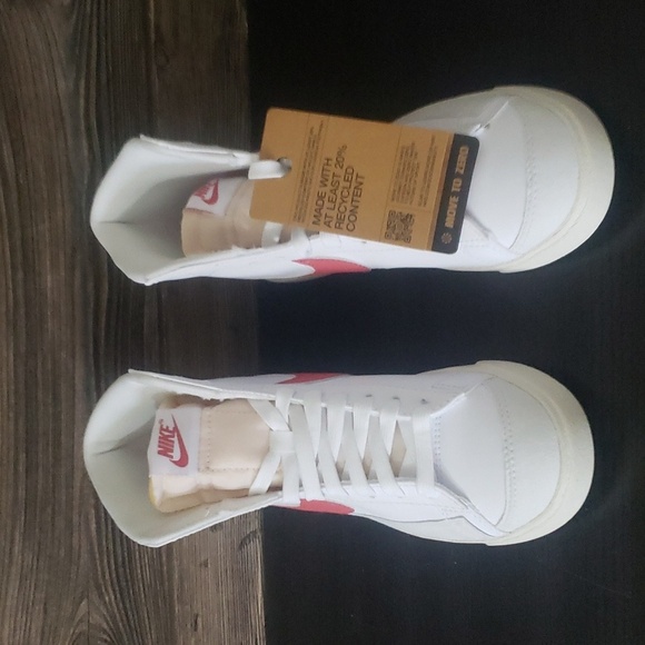 New Nike Blazer Mid 77 Womens Sneakers Size 7 Classic Streetwear Everyday Casual - Picture 3 of 9